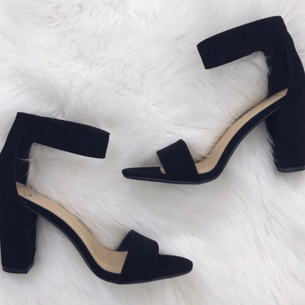 Boutique Block Heel Sandal